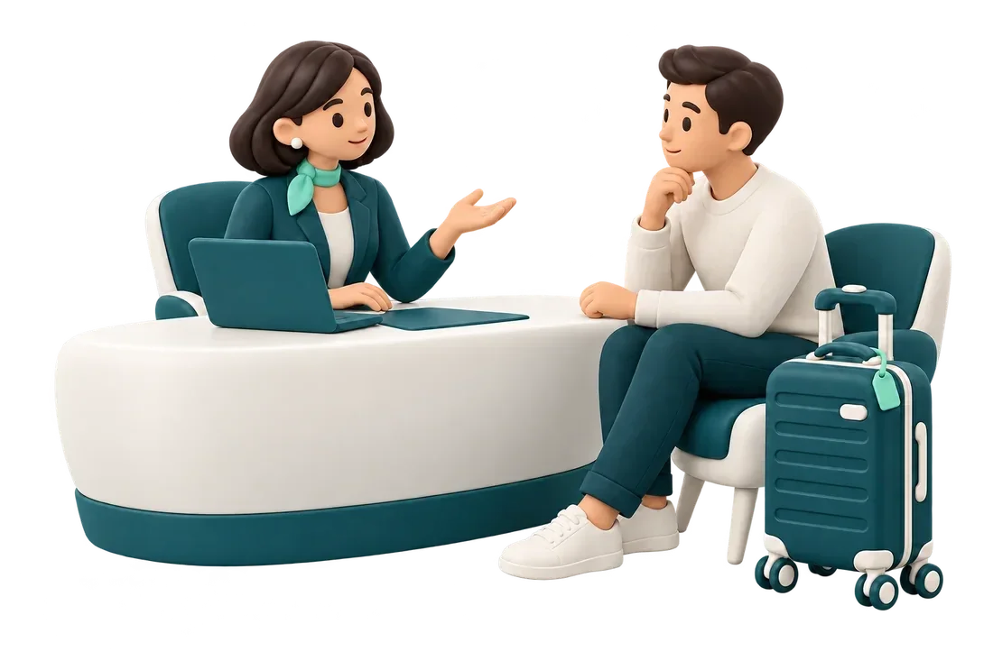 Conseillère et client en agence, autour d’un ordinateur portable